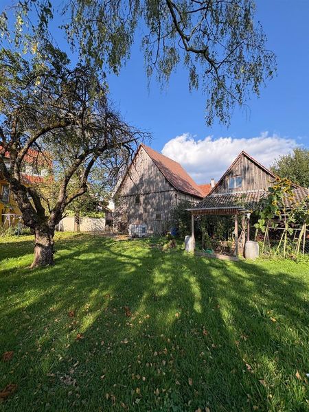 *Ehem. Bauernhaus mit Garage, Scheune/Koppel, großem Garten!-Nur für Handwerker-/innen-*